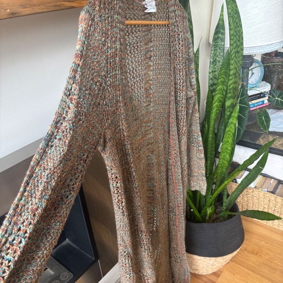 Teaberry Loose Weave Lightweight Open Cardigan Duster - Picture 2 of 5